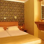 Hotel Elit Pernik
