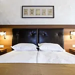 Hotel Elit