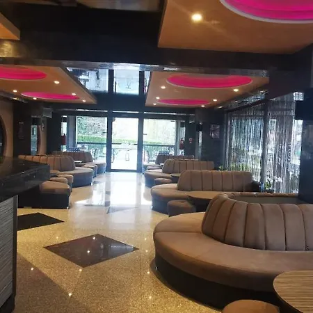 Elit Hotel 3*