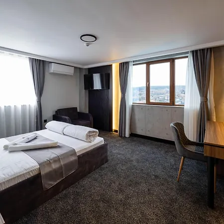 Hotel Elit 3*